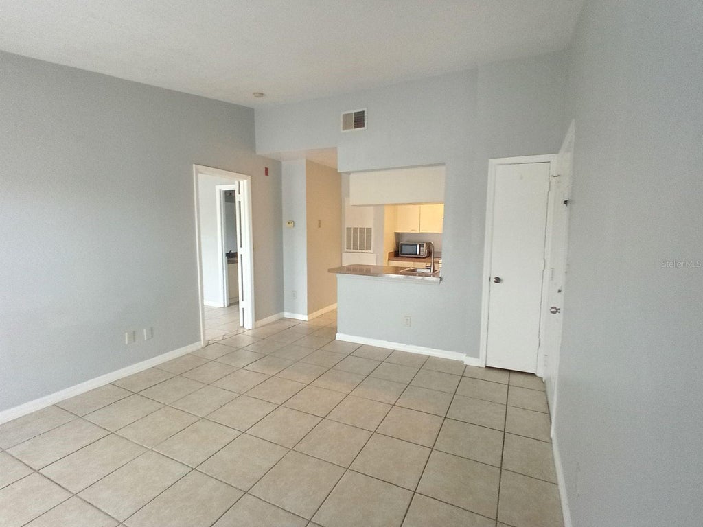 Photo of 2550 N Alafaya Trail #4305, Orlando, FL 32826 (MLS # O6446815)