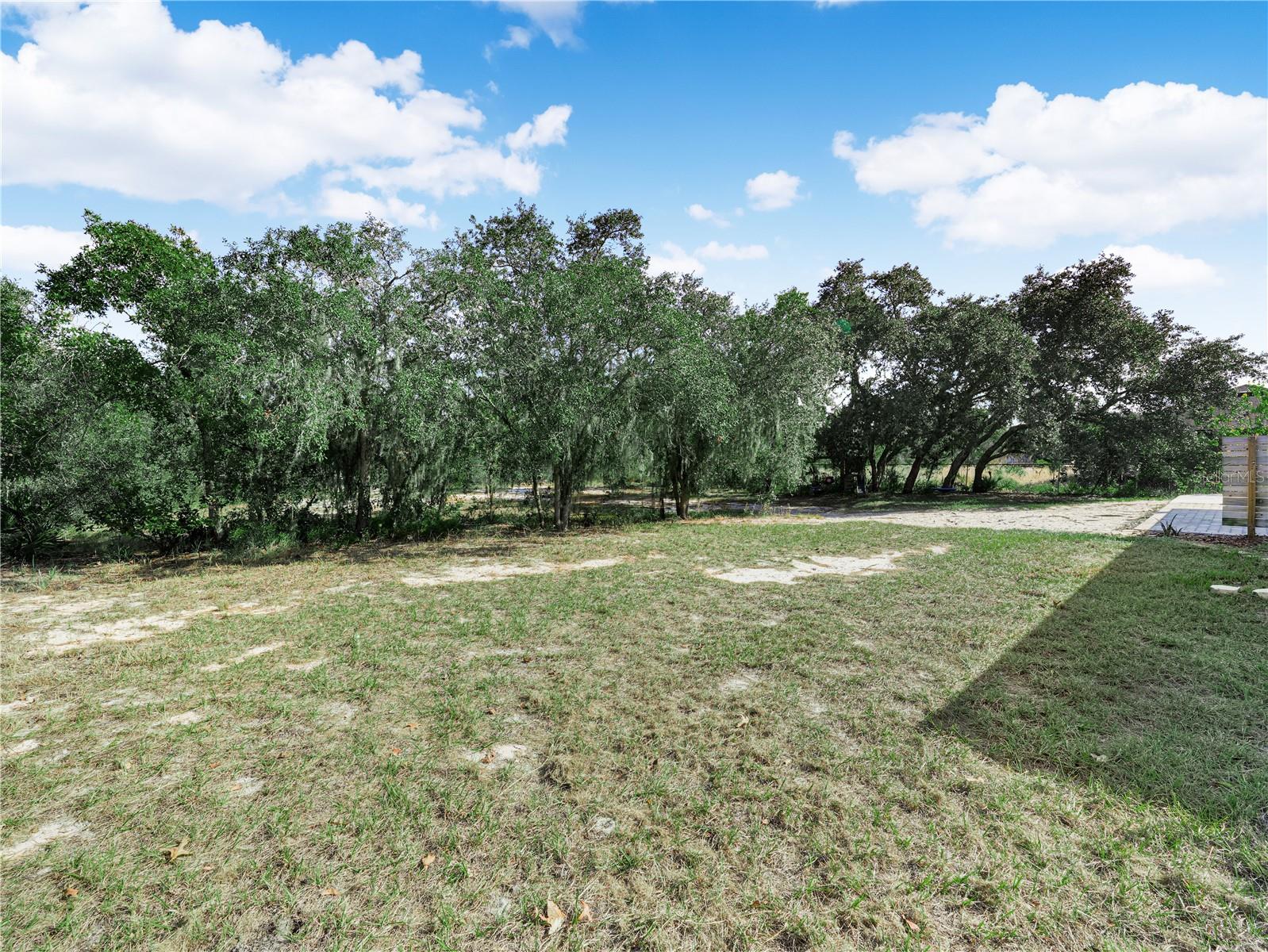 WALK IN WATER LAKE ESTATES PH 05 - Residential