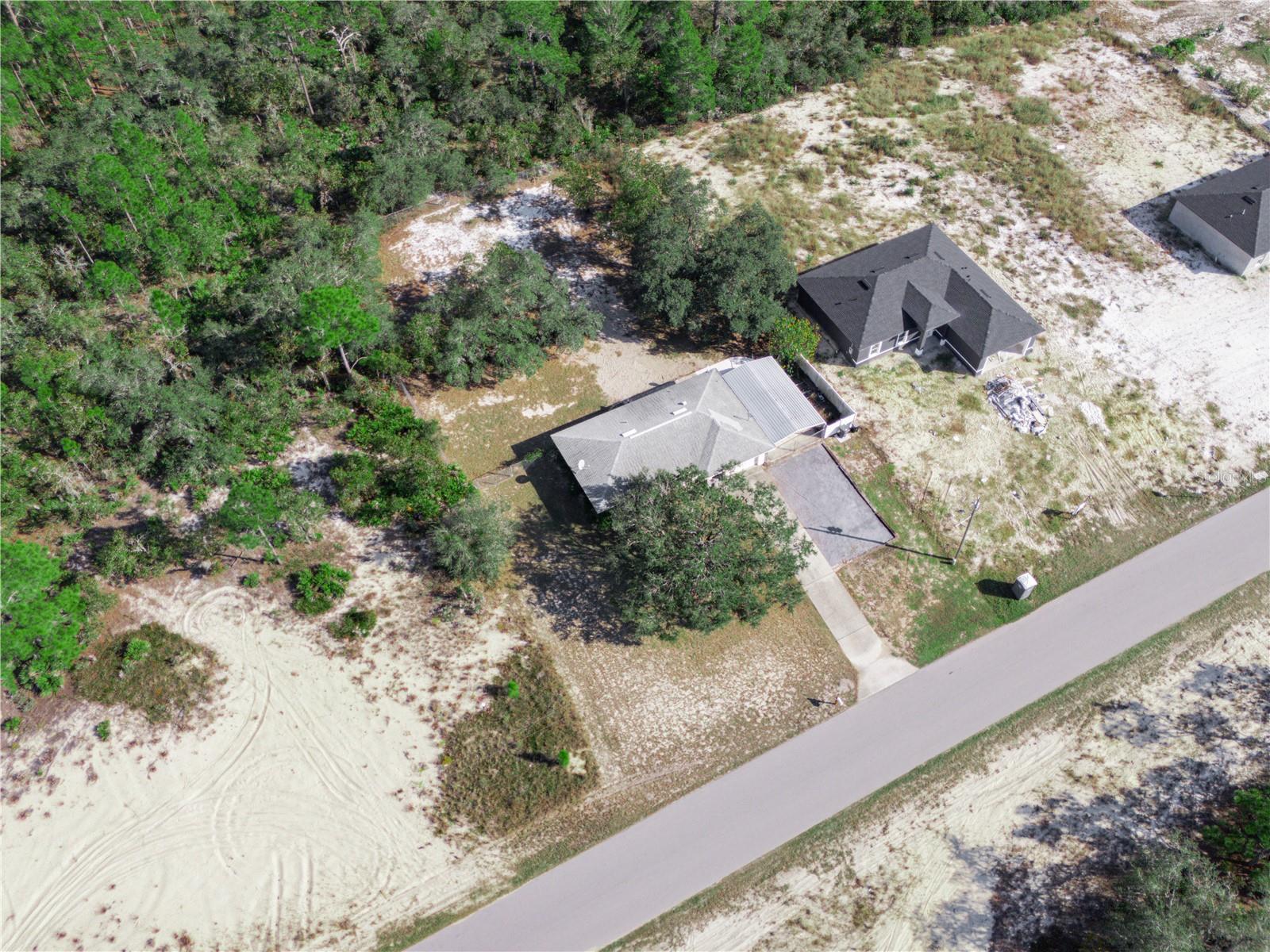 WALK IN WATER LAKE ESTATES PH 05 - Residential