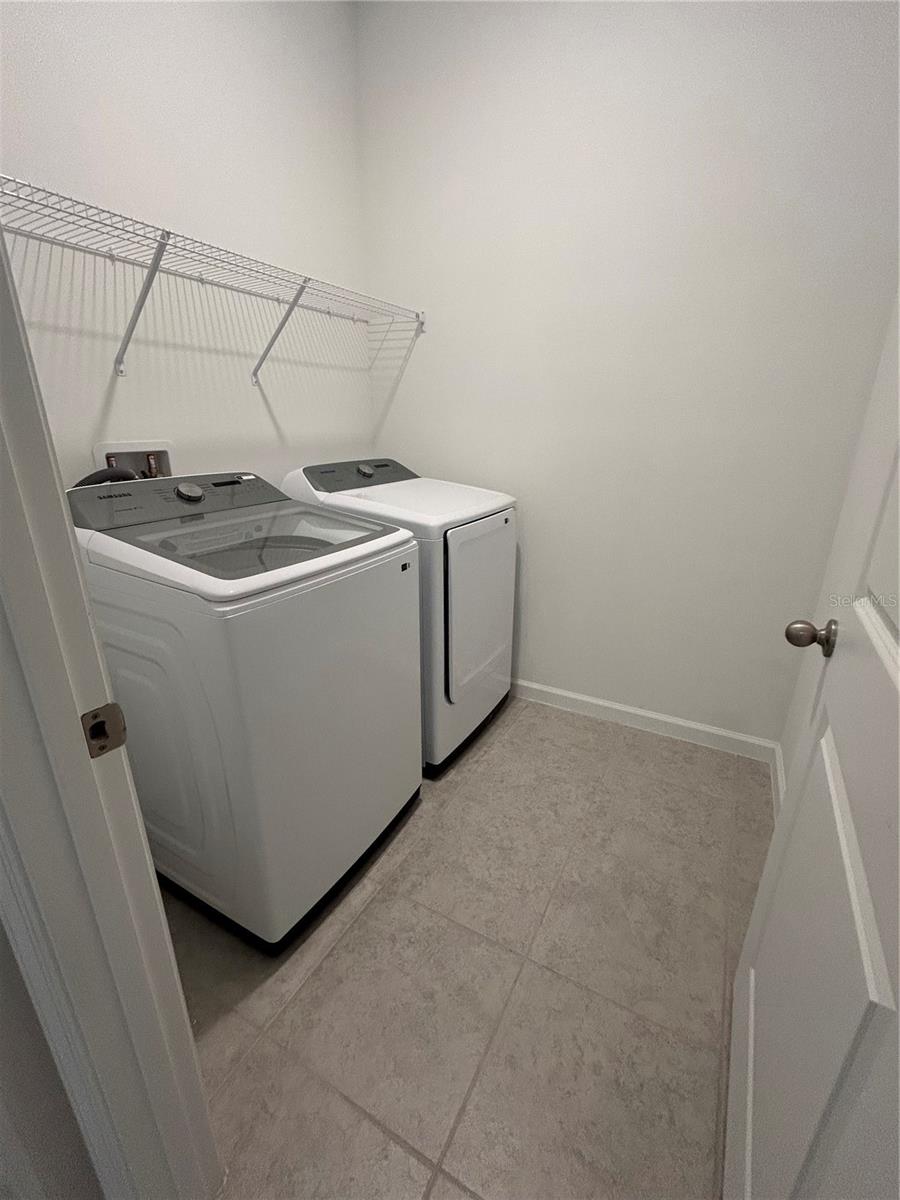 MABEL PLACE - Residential Lease