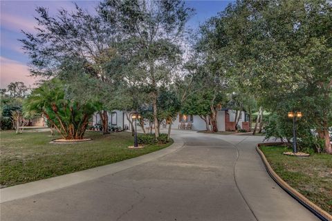 205 ELAINE PLACE CHULUOTA FL 32766