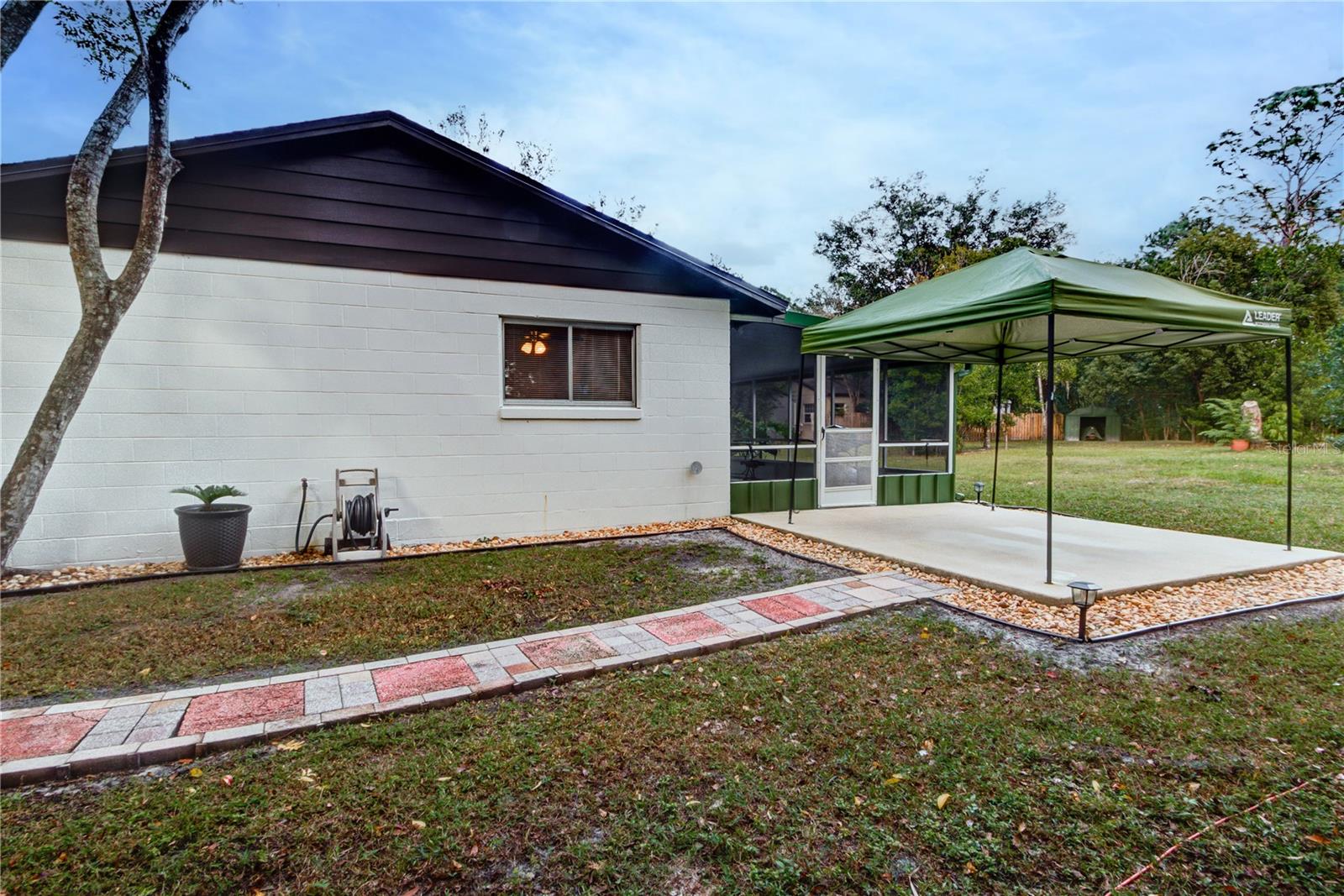 205 ELAINE PLACE