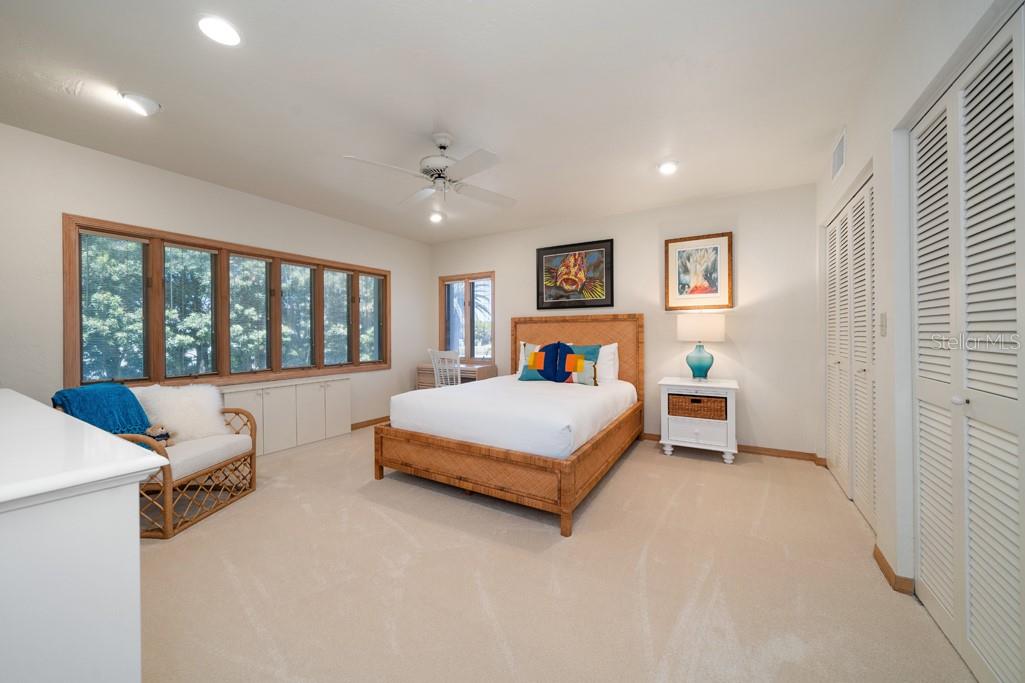 LONE PALM BEACH 1ST ADITION - Residential