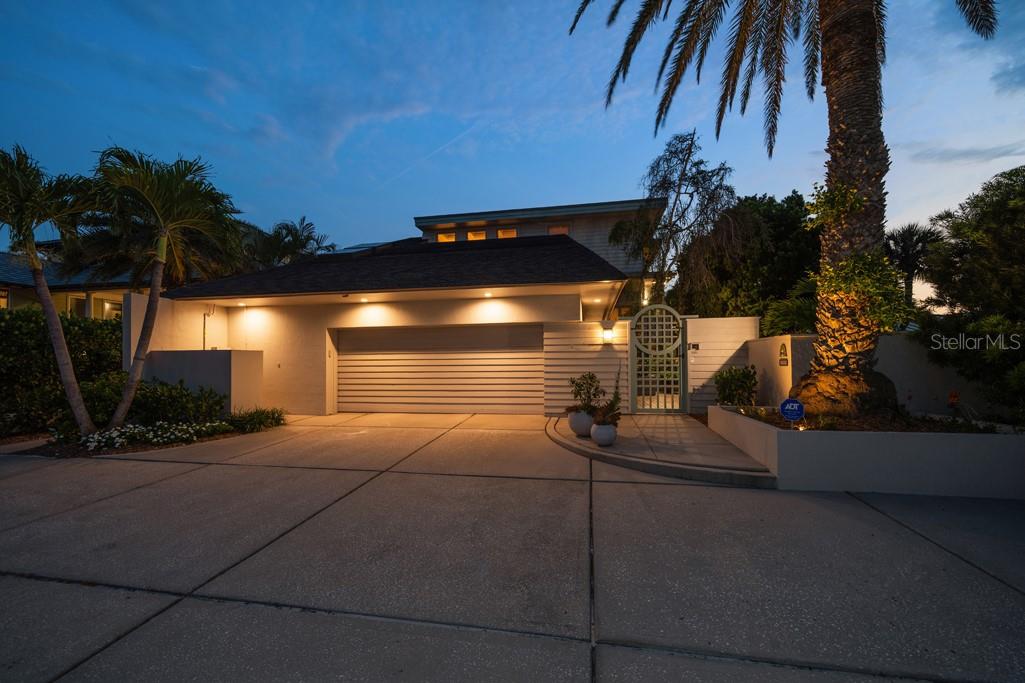 LONE PALM BEACH 1ST ADITION - Residential