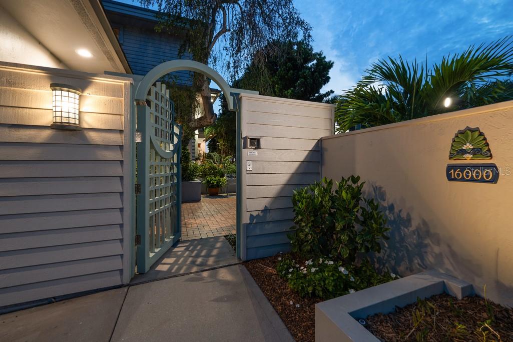 16000 GULF BOULEVARD