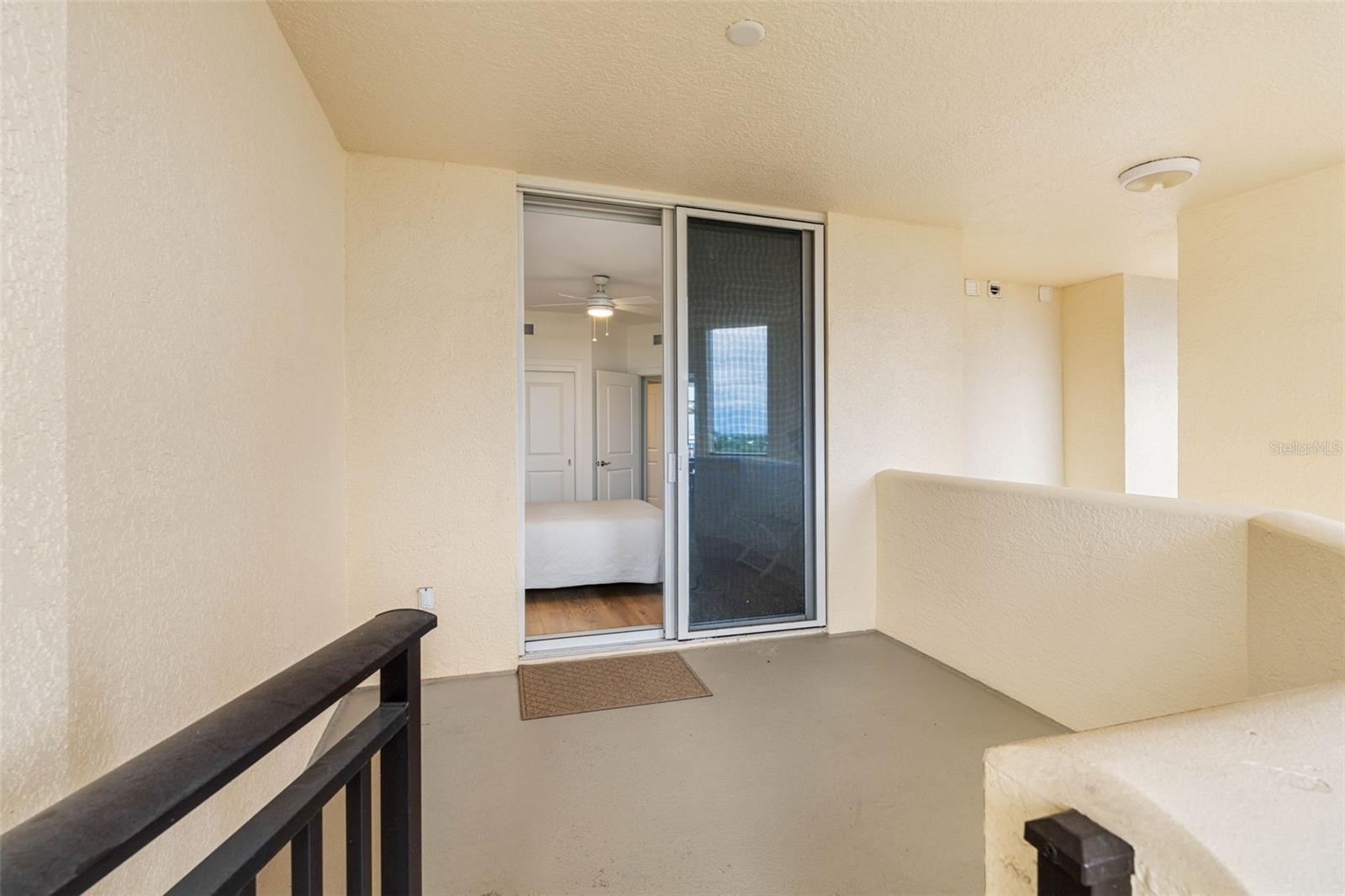 CASTILLO AT WESTSHORE YACHT CL - Residential