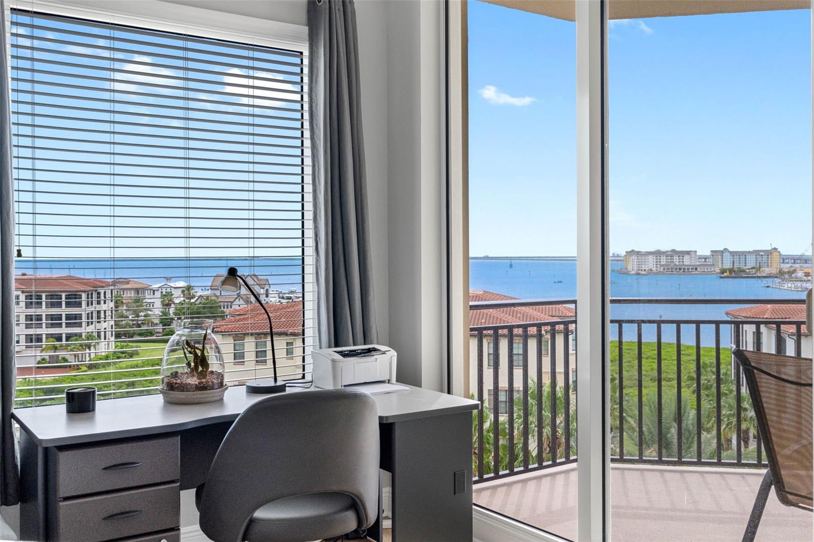 CASTILLO AT WESTSHORE YACHT CL - Residential