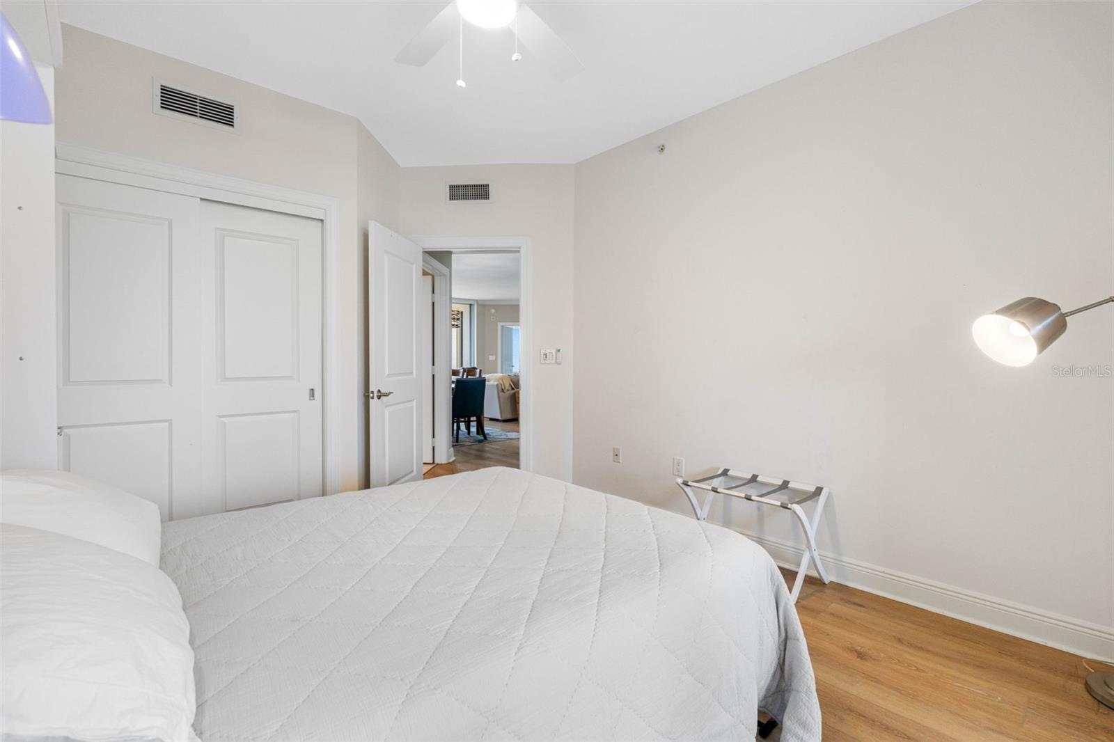 CASTILLO AT WESTSHORE YACHT CL - Residential