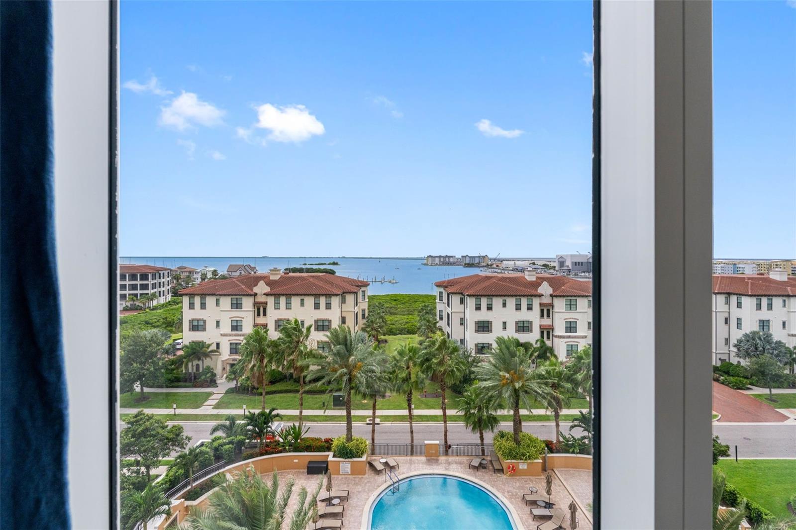 CASTILLO AT WESTSHORE YACHT CL - Residential