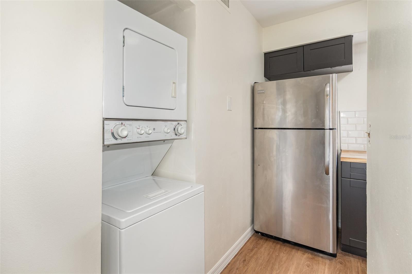 ASHWOOD CONDO - Residential Lease