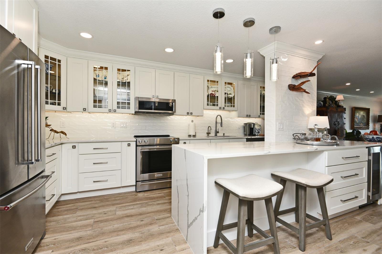 CAPTAINS QUARTERS - Residential