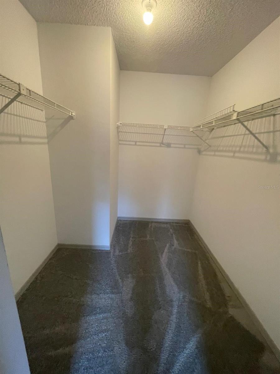 OAKLAND VILLAGE SEC 3 - Residential