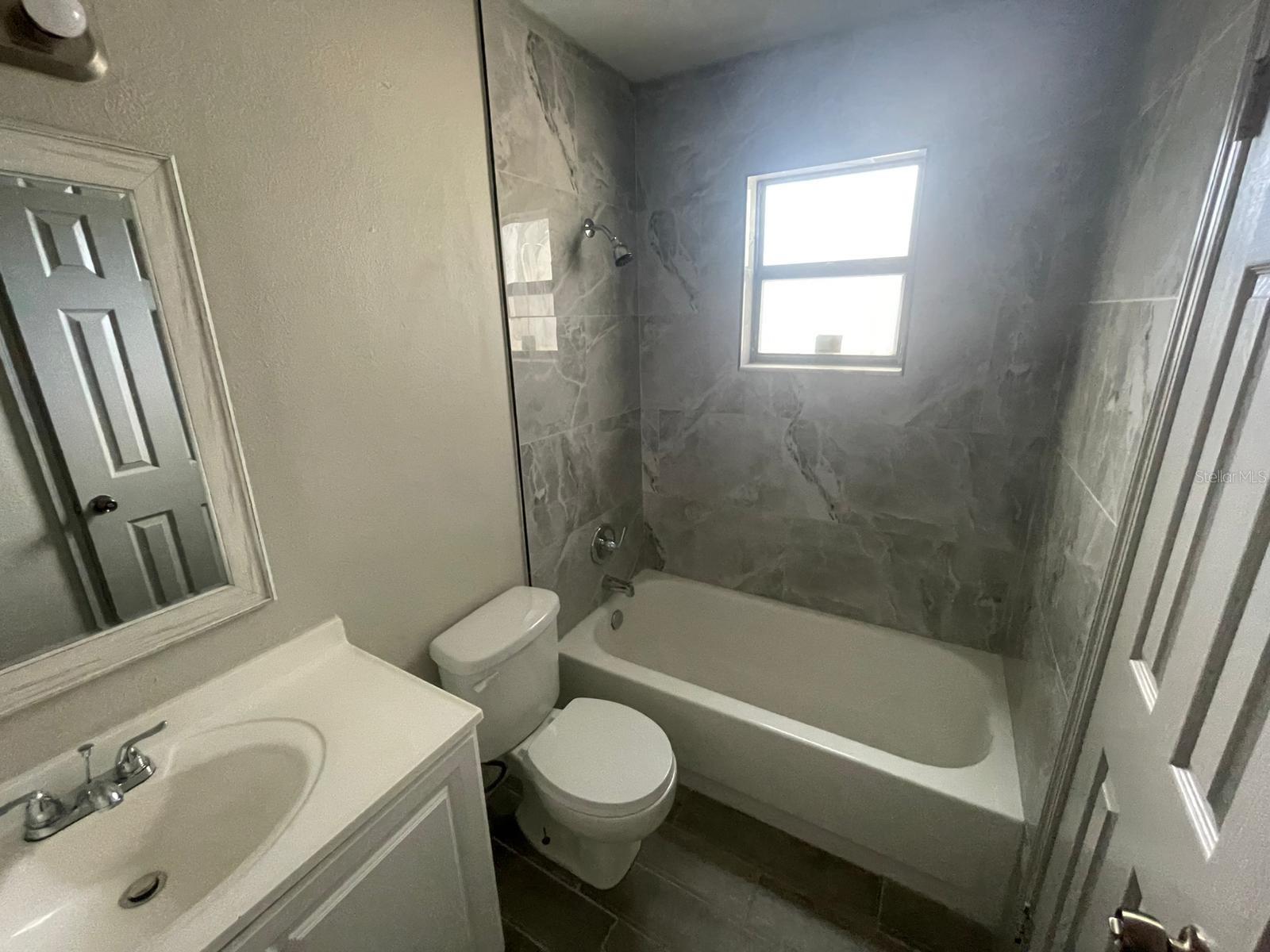 OAKLAND VILLAGE SEC 3 - Residential