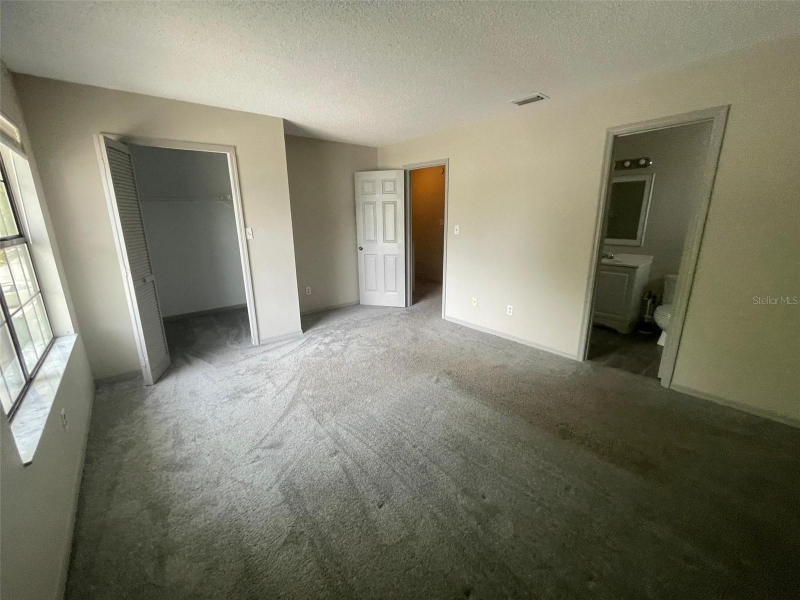 OAKLAND VILLAGE SEC 3 - Residential