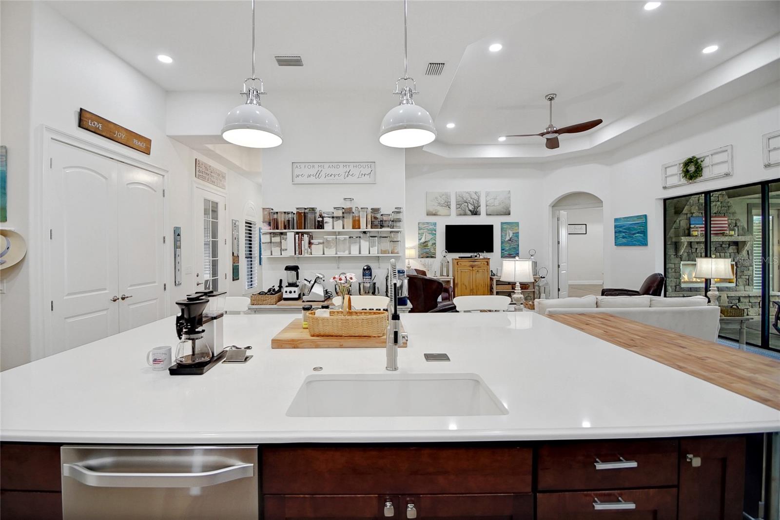 HARBOR HILLS - Residential