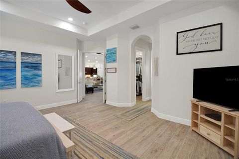 Tiny photo for 5084 Greens Drive, Lady Lake, FL 32159 (MLS # G5105973)