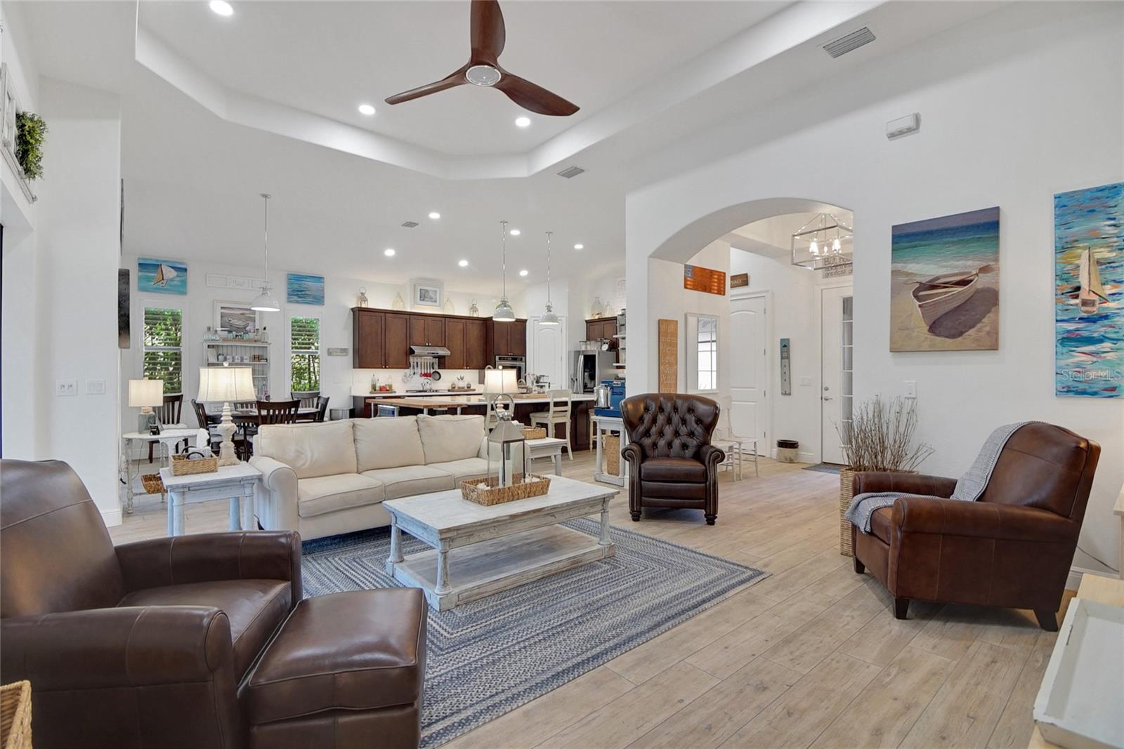 HARBOR HILLS - Residential