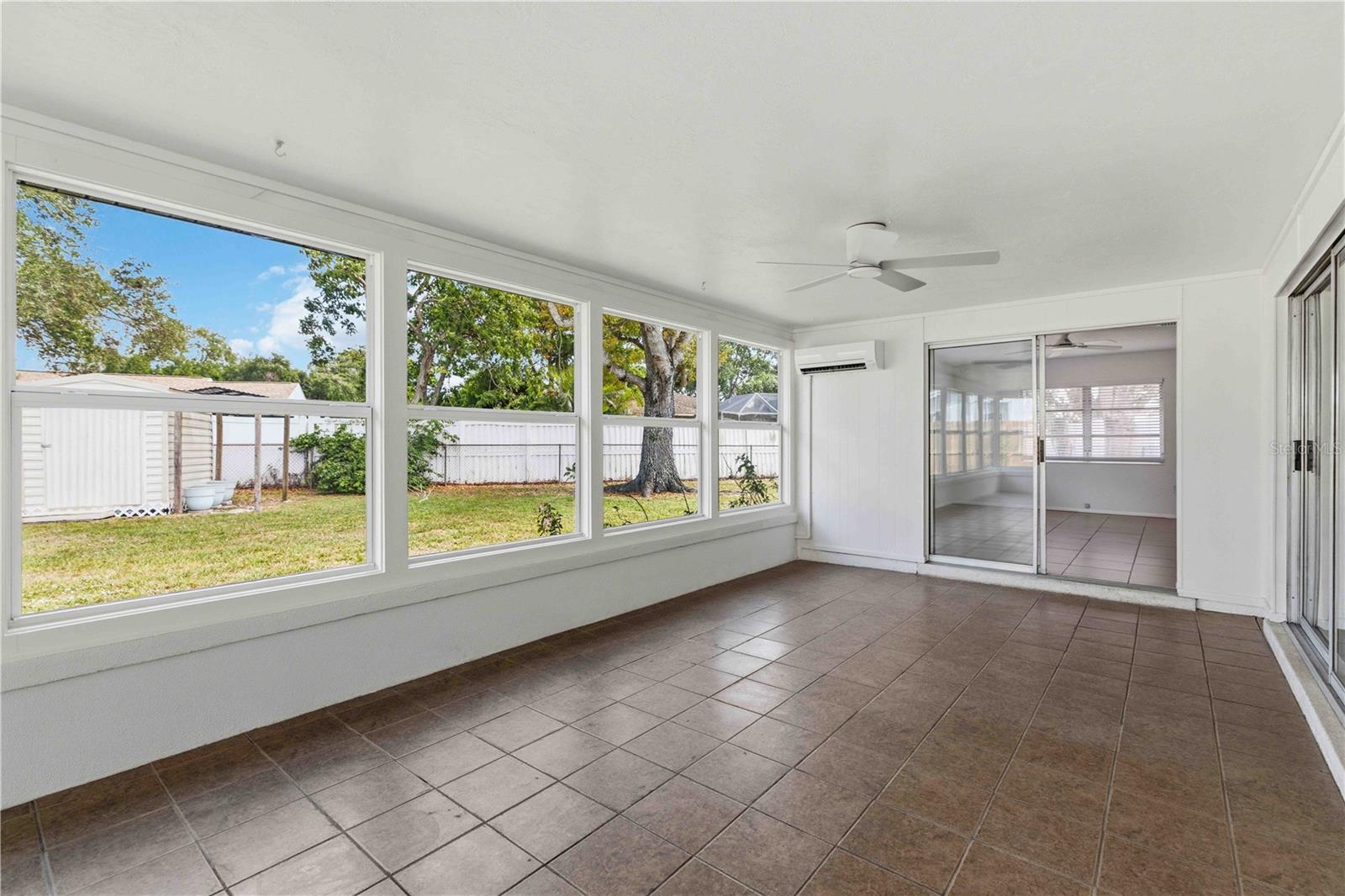 WHITFIELD COUNTRY CLUB ESTATES 1 - Residential