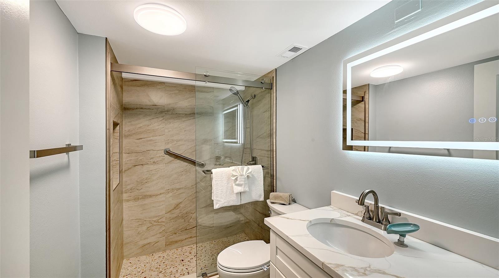 CRESCENT ARMS - Residential