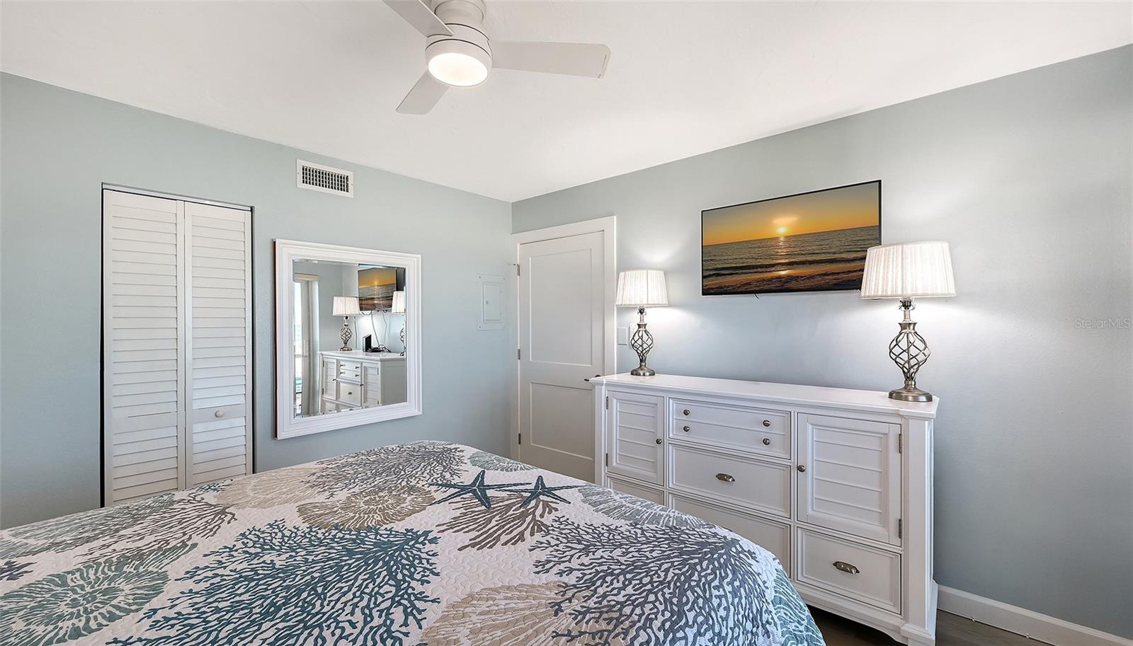 CRESCENT ARMS - Residential