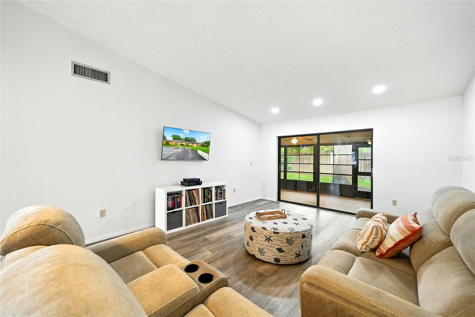 PINE RIDGE AT PALM HARBOR - Residential