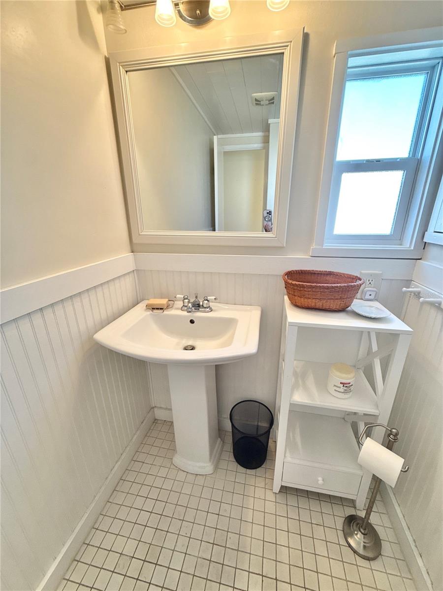 MOBEL AMERICANA MOBILE HOME PARK UNREC - Residential