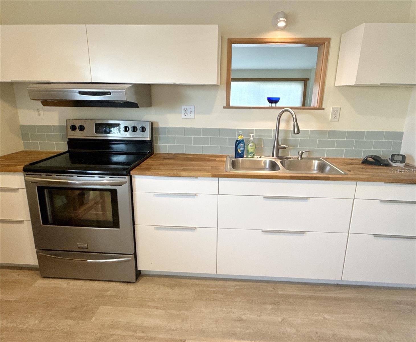 MOBEL AMERICANA MOBILE HOME PARK UNREC - Residential