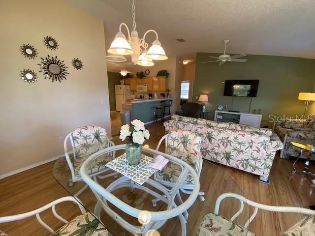 VILLAGES OF SUMTER HICKORY GROVE VILLAS - Residential Lease