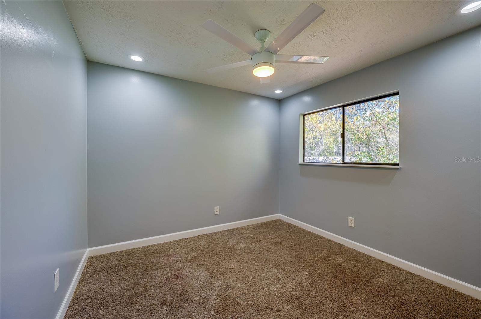 VILLAGE GREEN TOWNHOUSES - Residential