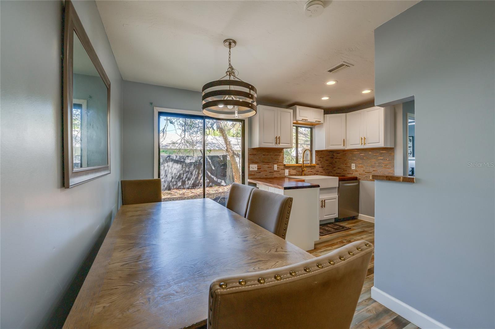 VILLAGE GREEN TOWNHOUSES - Residential