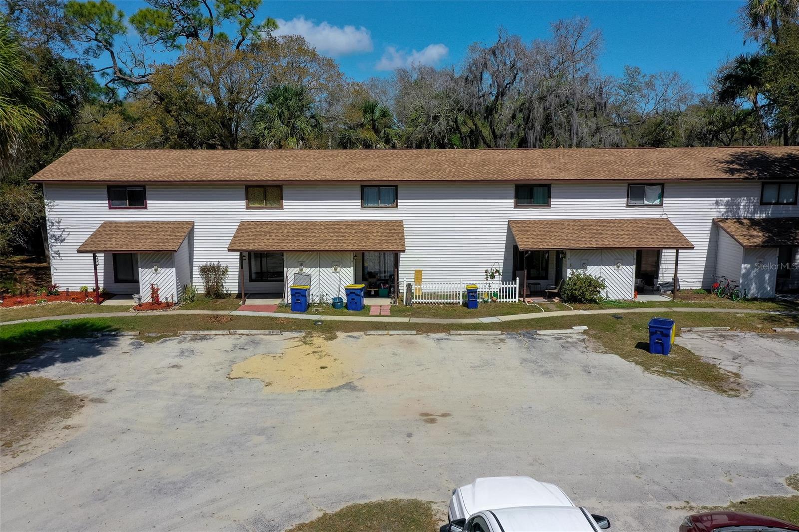 VILLAGE GREEN TOWNHOUSES - Residential
