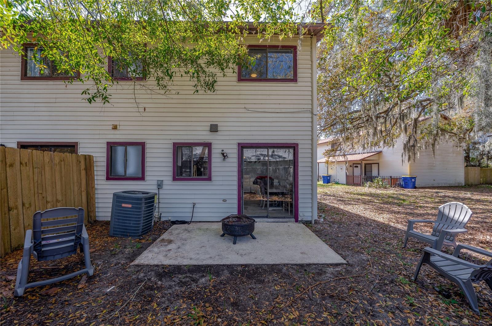 VILLAGE GREEN TOWNHOUSES - Residential