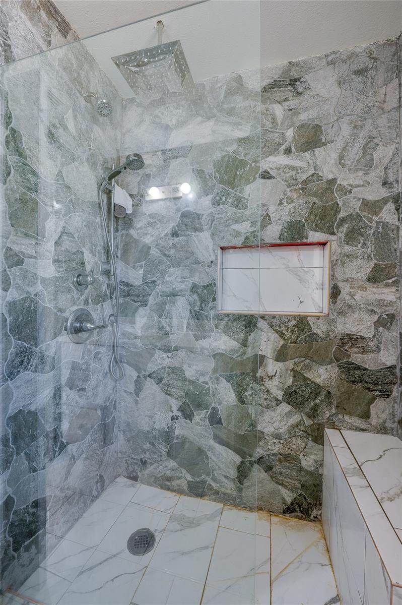 VILLAGE GREEN TOWNHOUSES - Residential