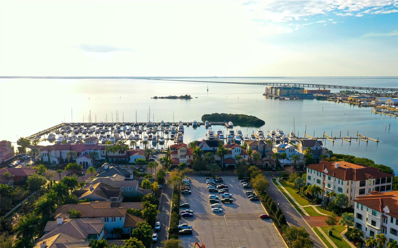 WESTSHORE YACHT CLUB TWNHMS - Residential