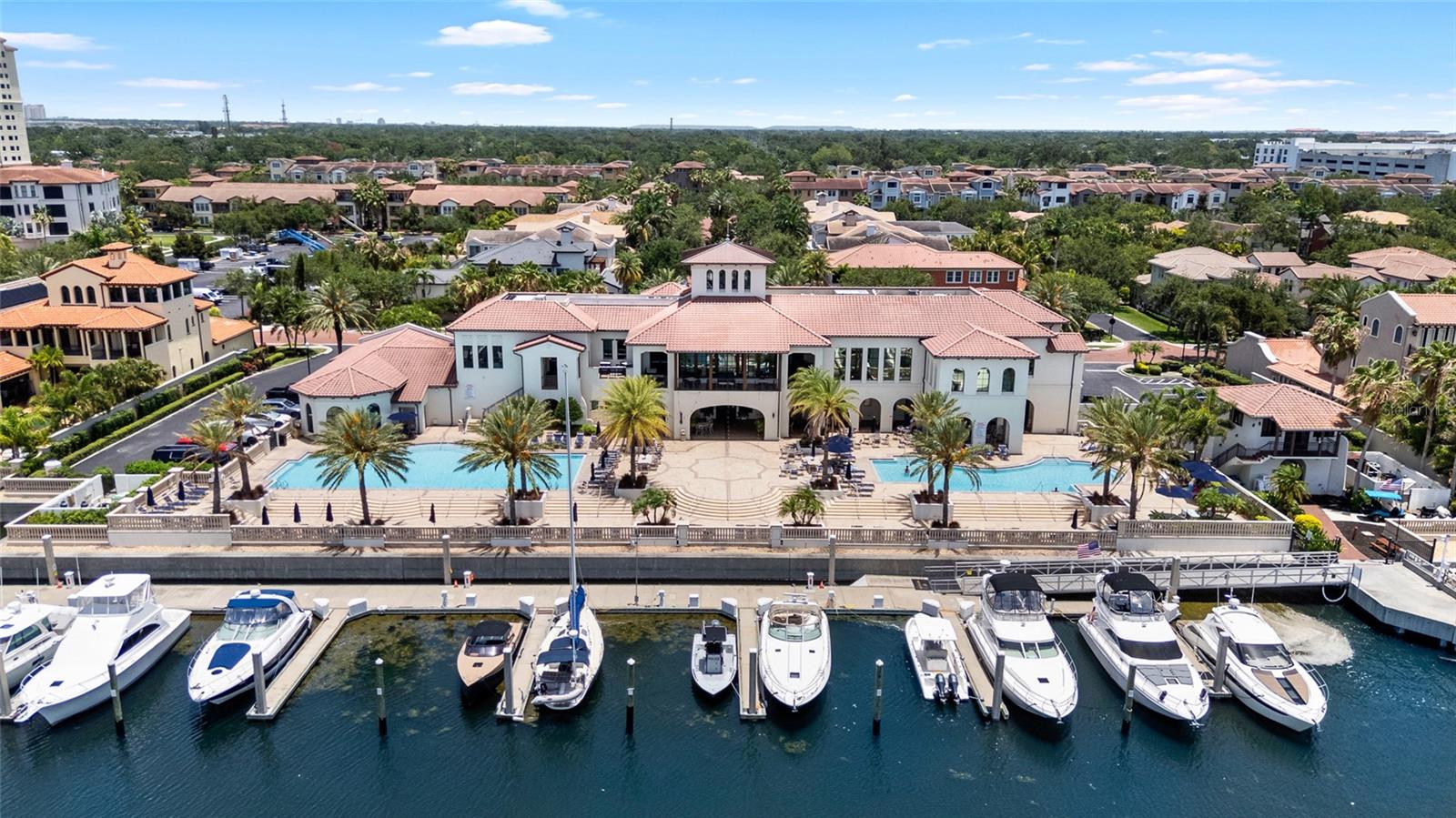 WESTSHORE YACHT CLUB TWNHMS - Residential