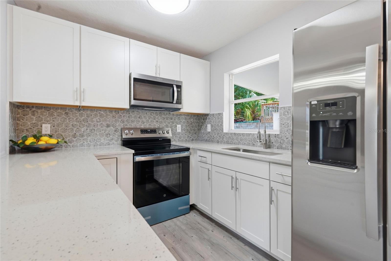 2827 22ND STREET W