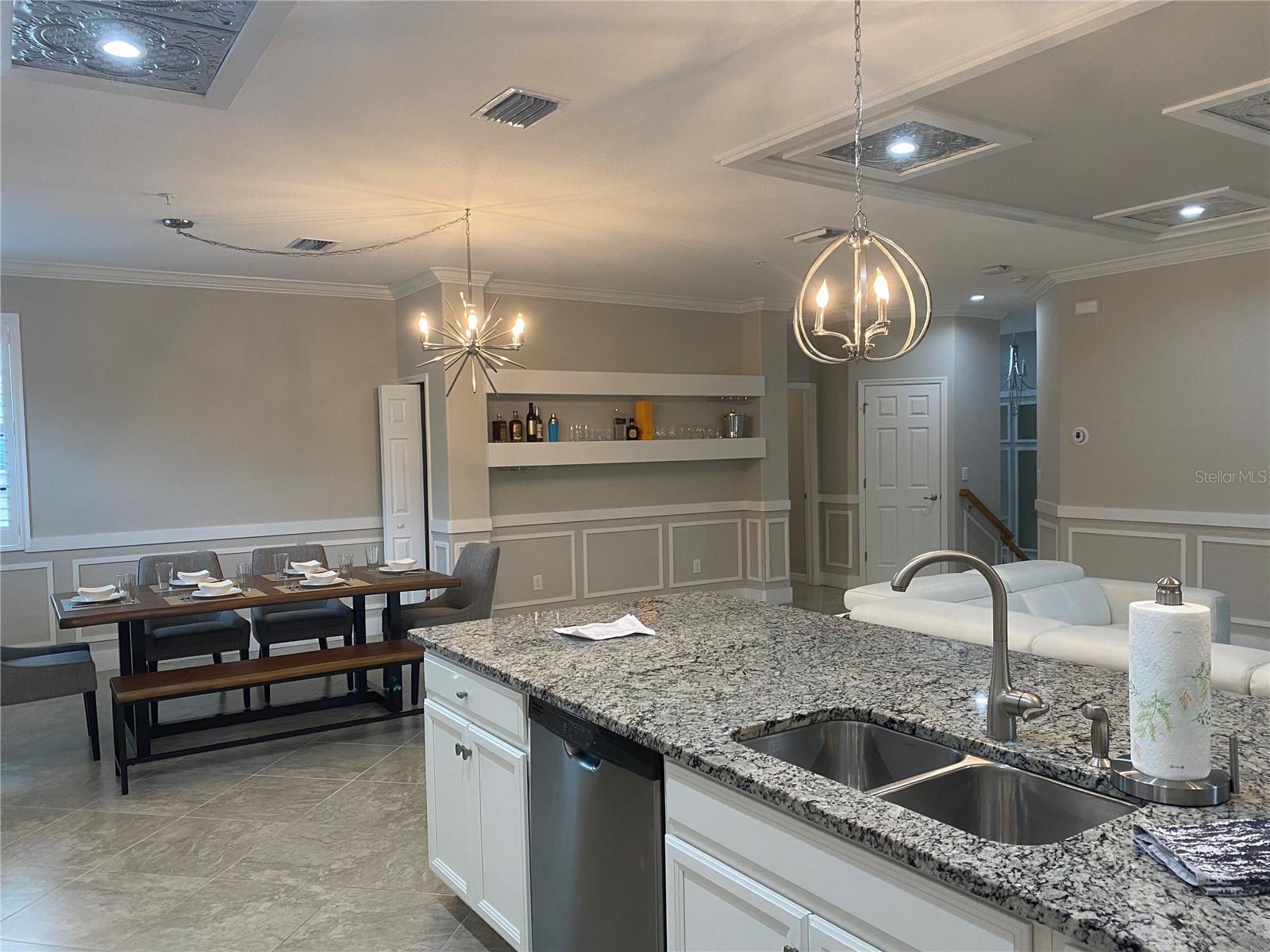 COACH HOMES II AT LAKEWOOD NATIONAL PH 3 - Residential Lease