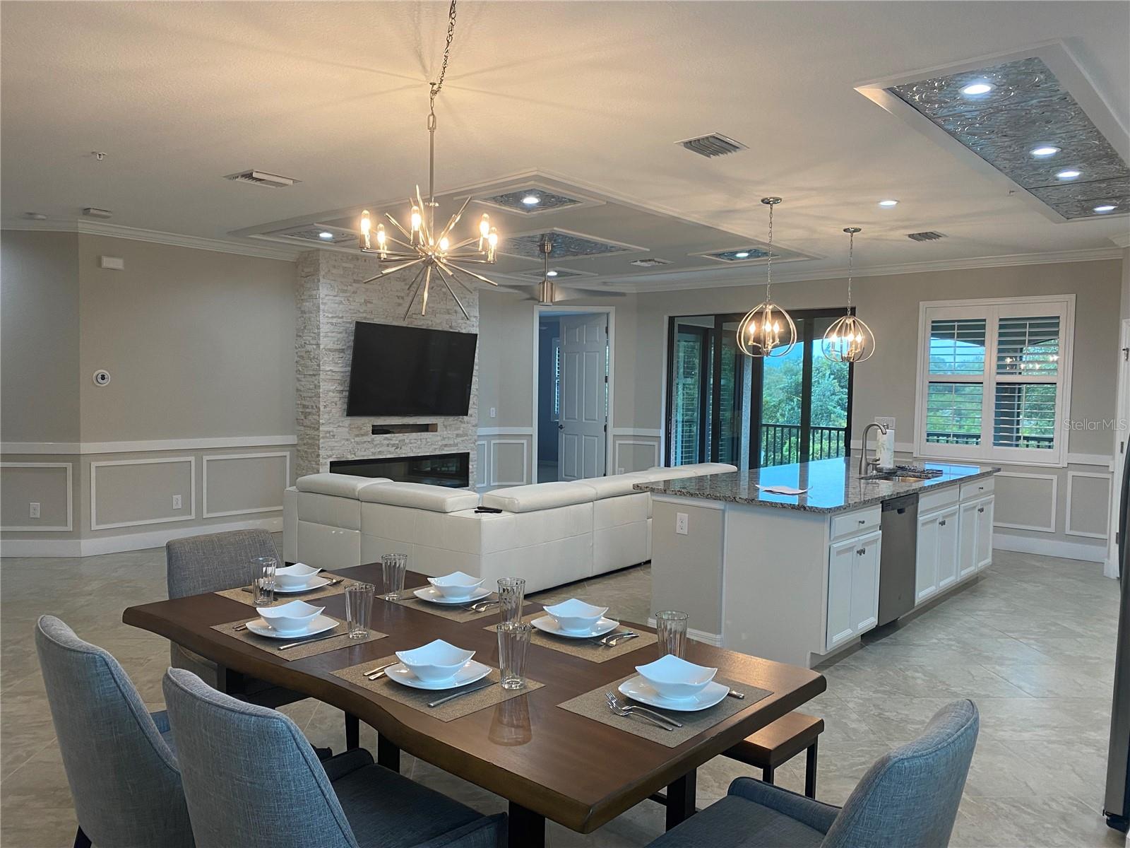 COACH HOMES II AT LAKEWOOD NATIONAL PH 3 - Residential Lease