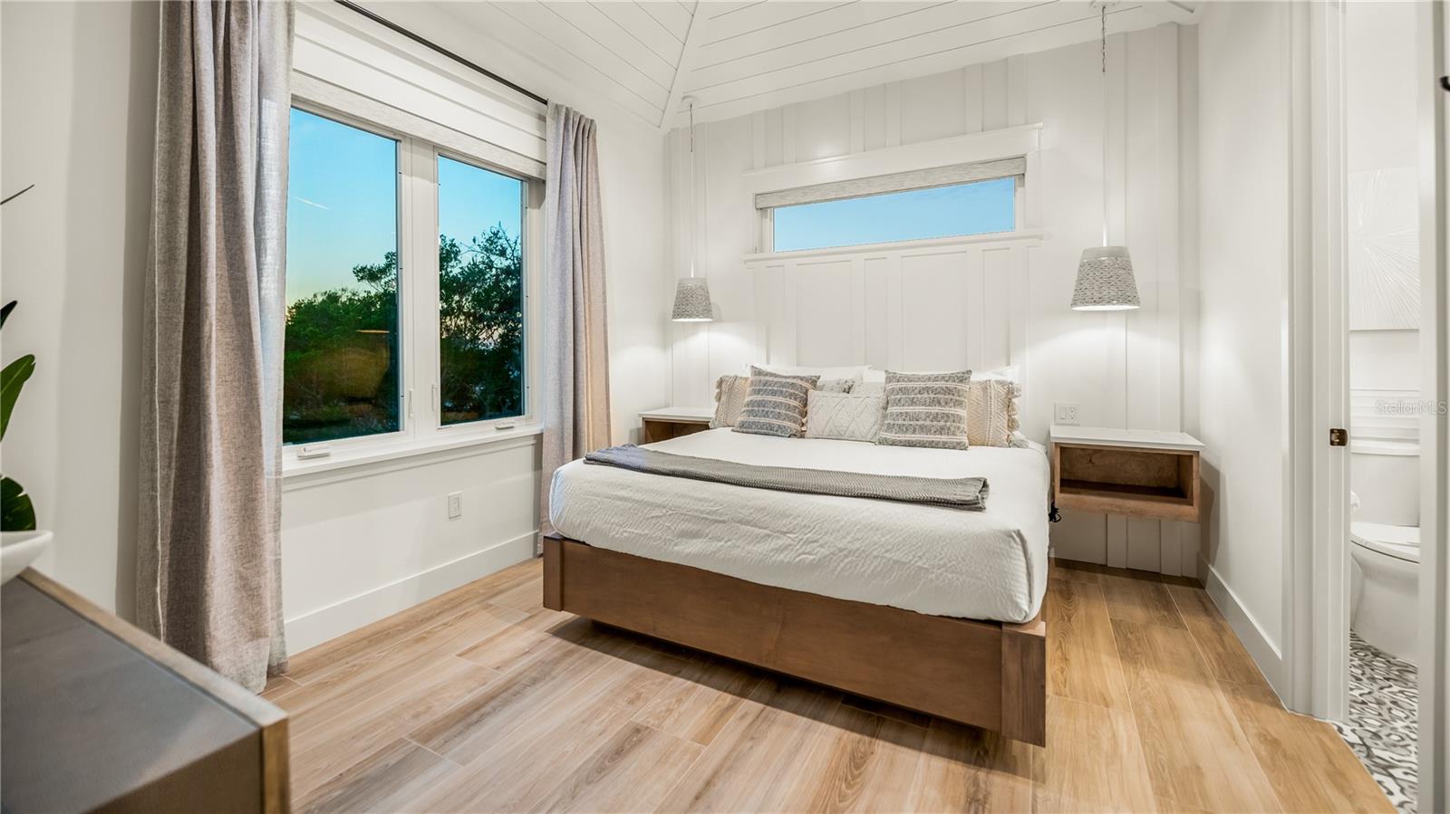 STICKNEY POINT SUB - Residential