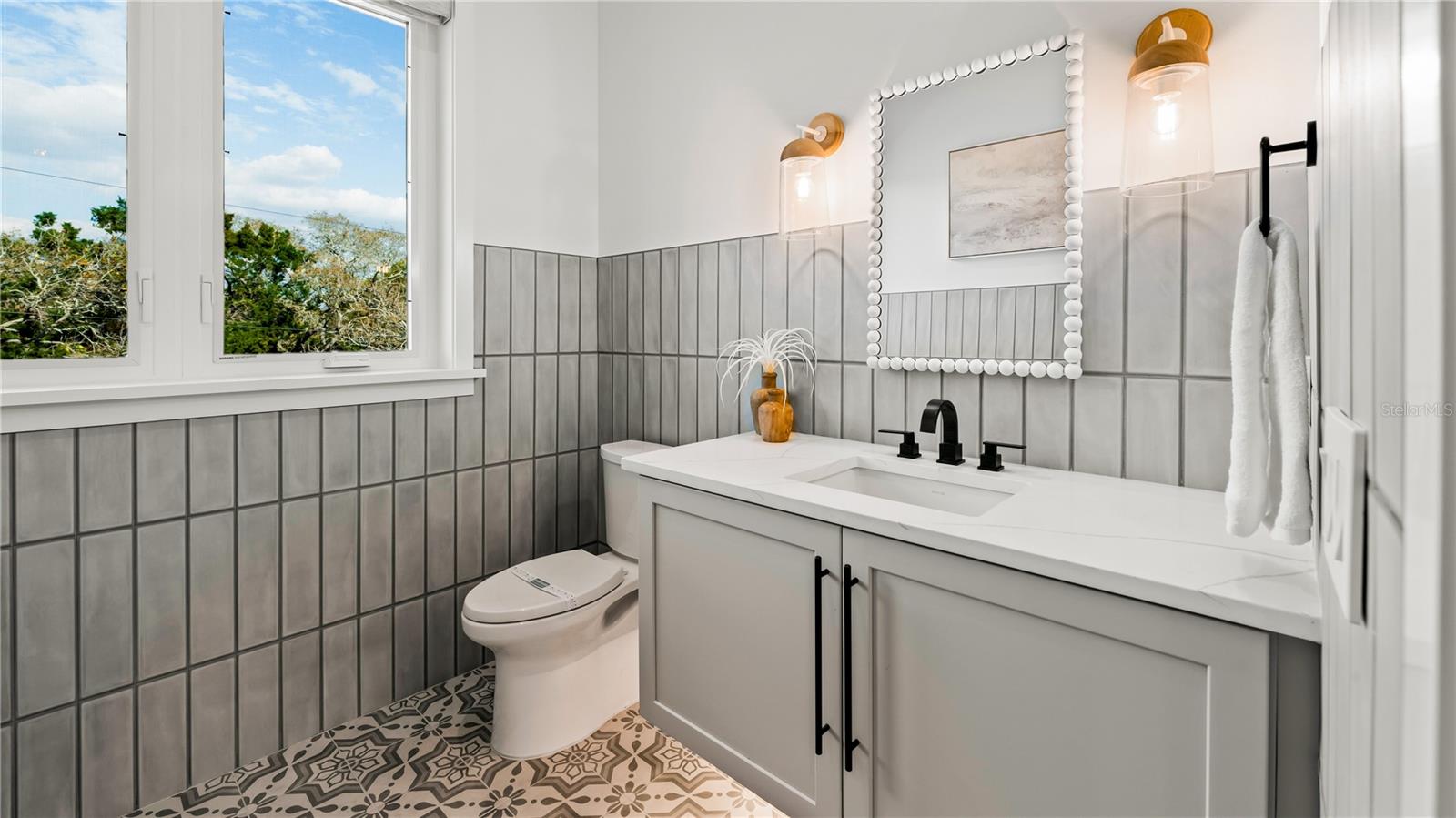 STICKNEY POINT SUB - Residential