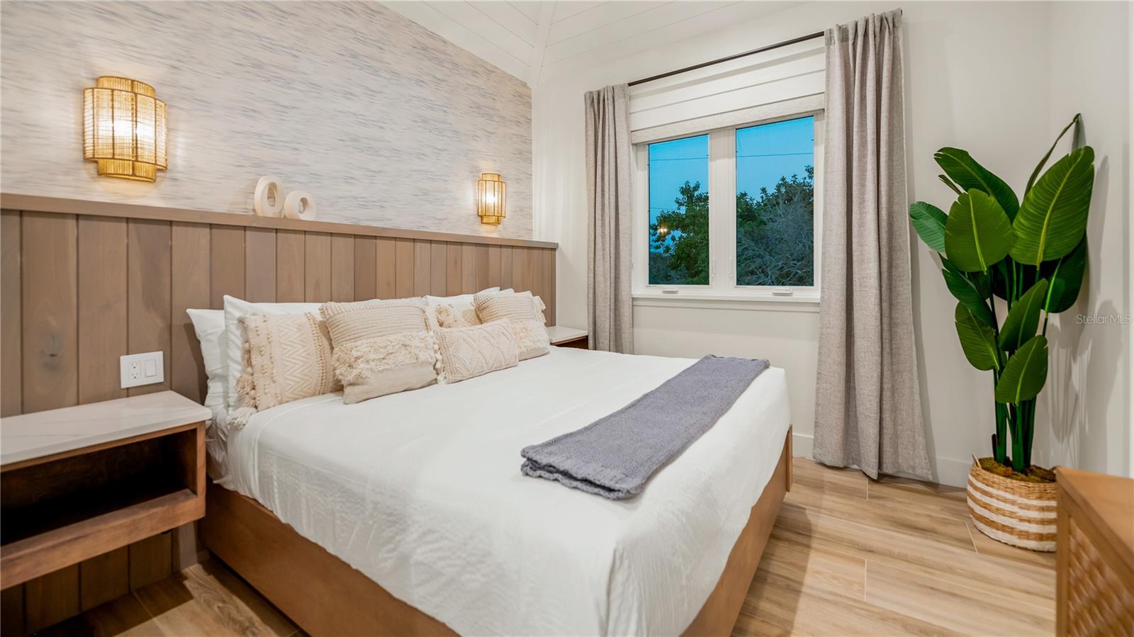 STICKNEY POINT SUB - Residential