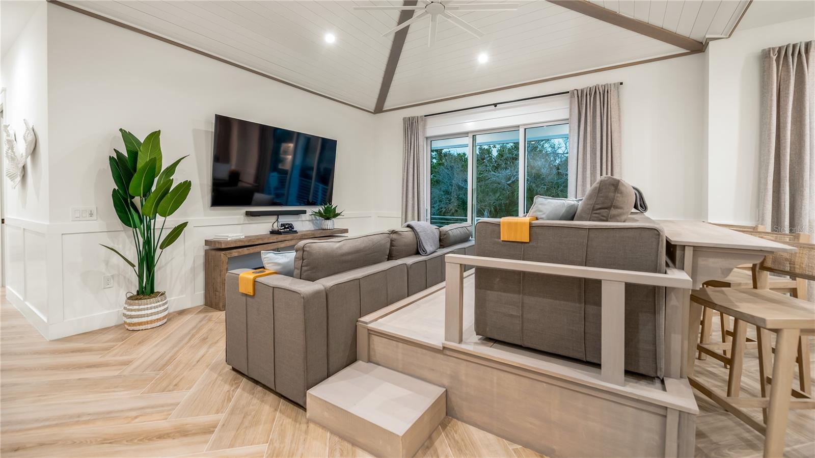 STICKNEY POINT SUB - Residential