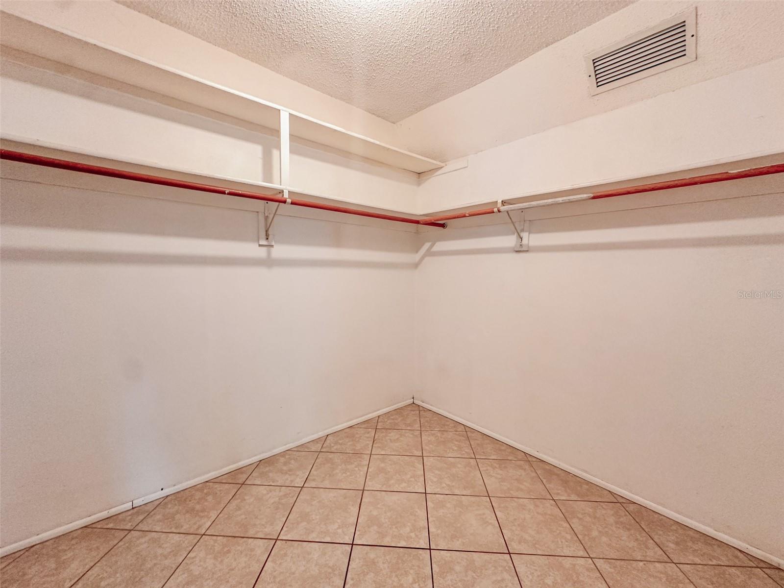 CARLENTINI - Residential Lease