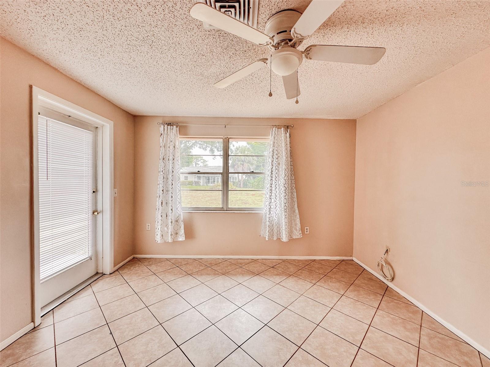 CARLENTINI - Residential Lease