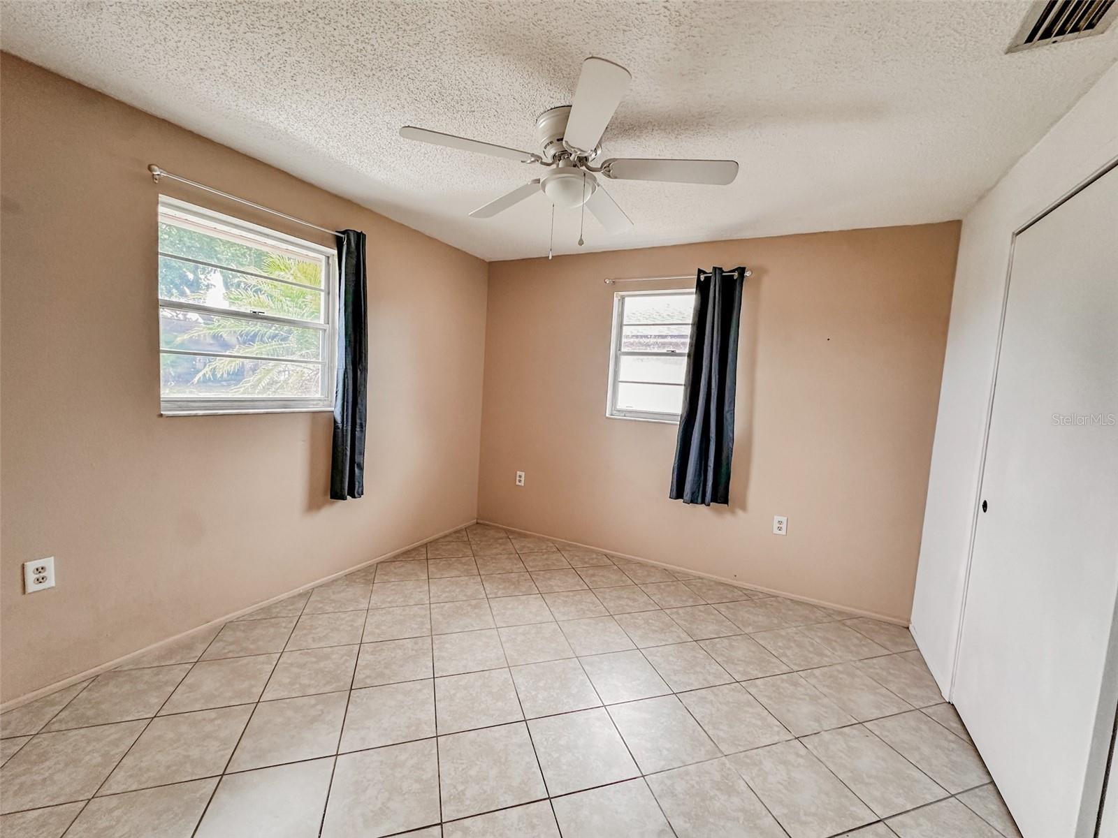 CARLENTINI - Residential Lease