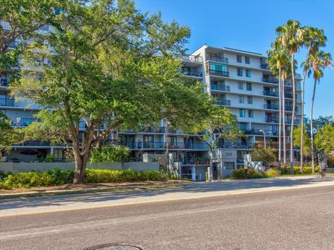 A home in TAMPA