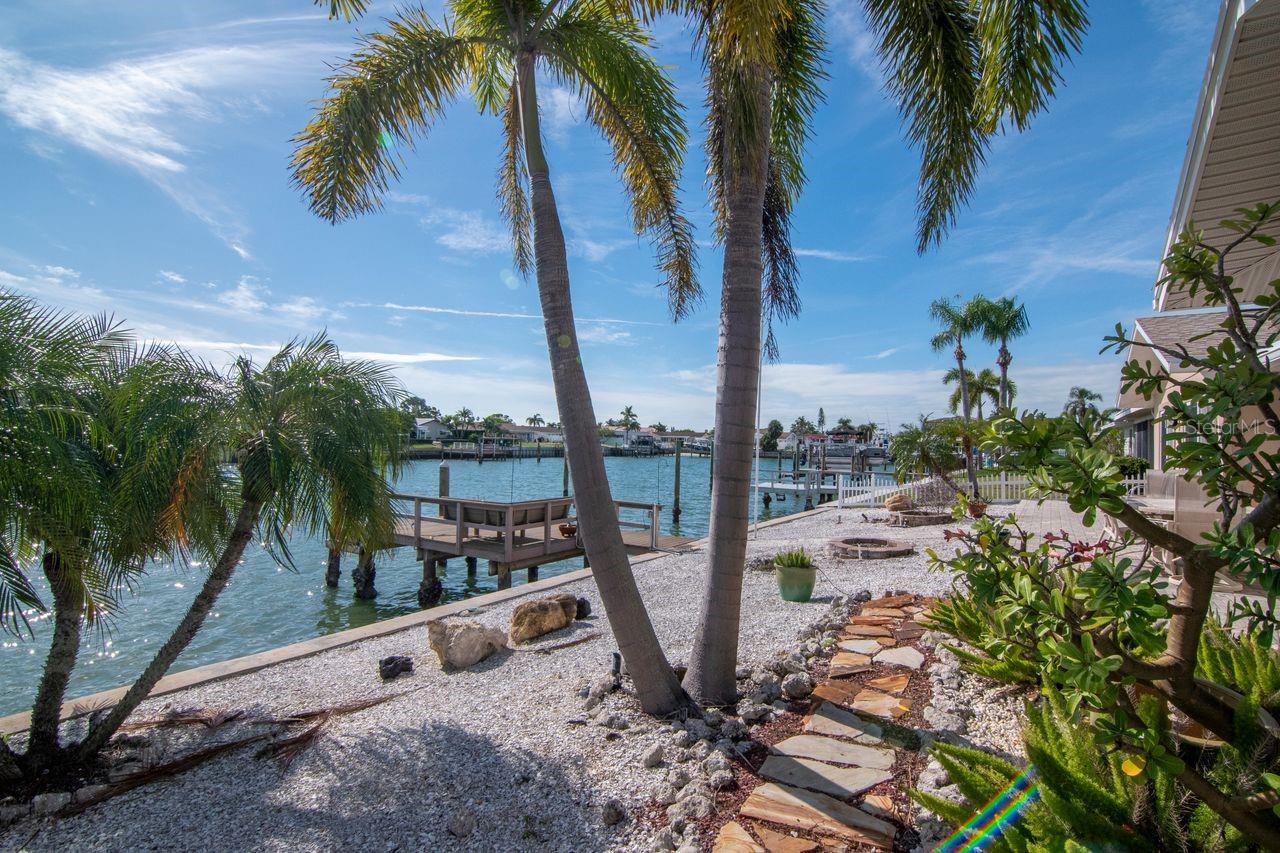 CAPRI ISLE - Residential