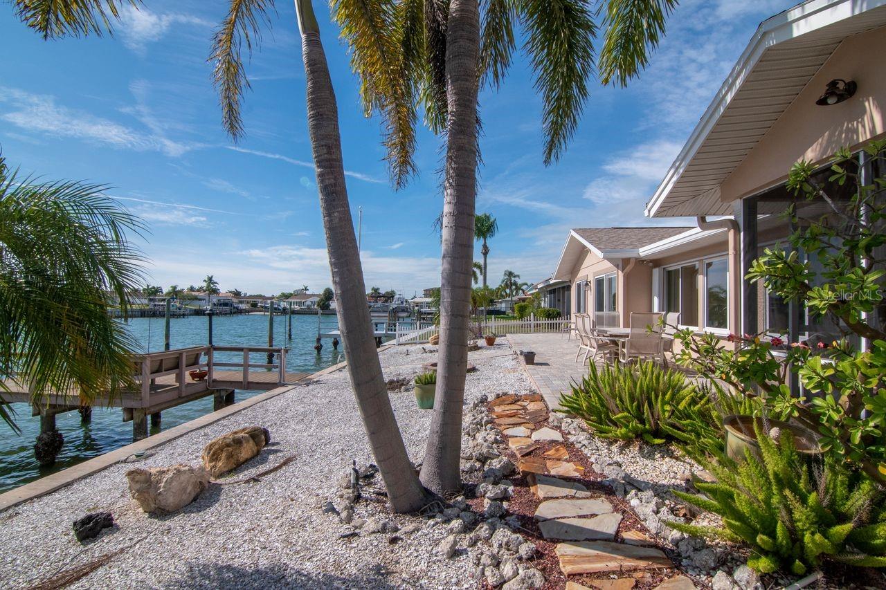 CAPRI ISLE - Residential