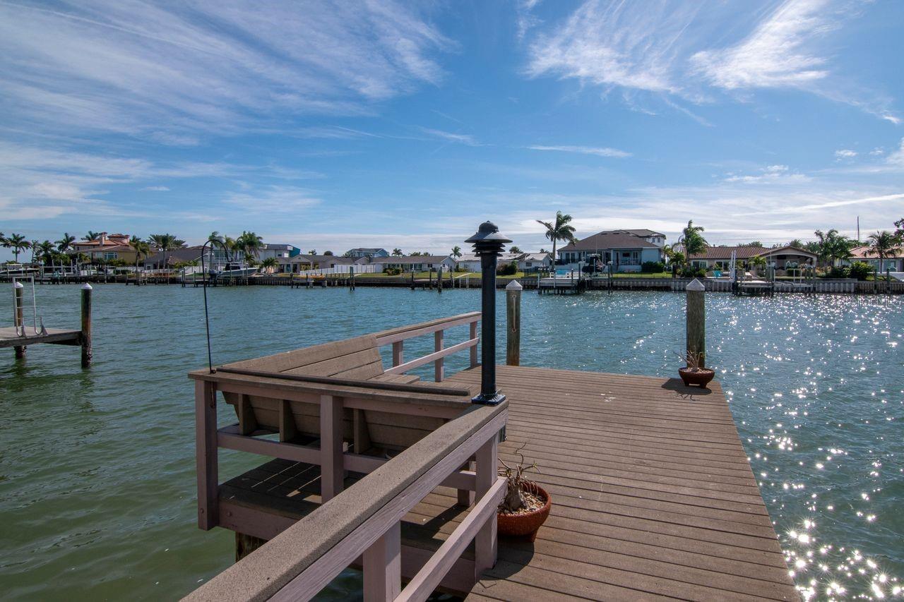 CAPRI ISLE - Residential