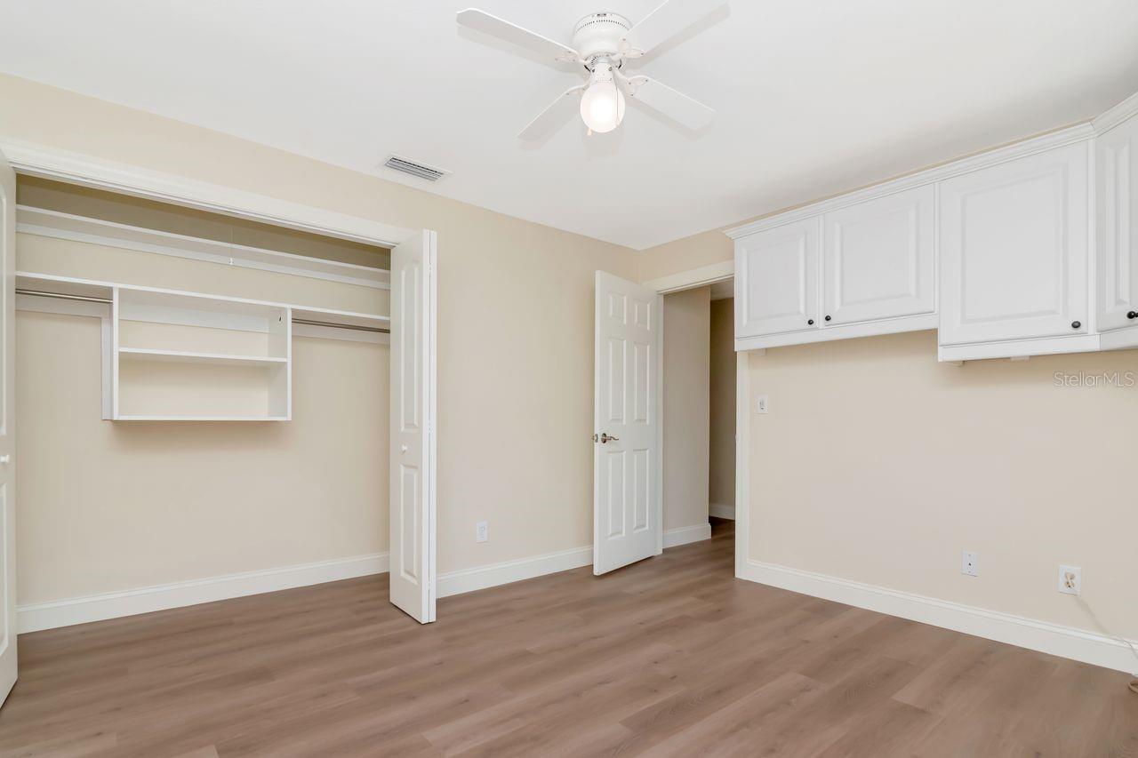 CAPRI ISLE - Residential